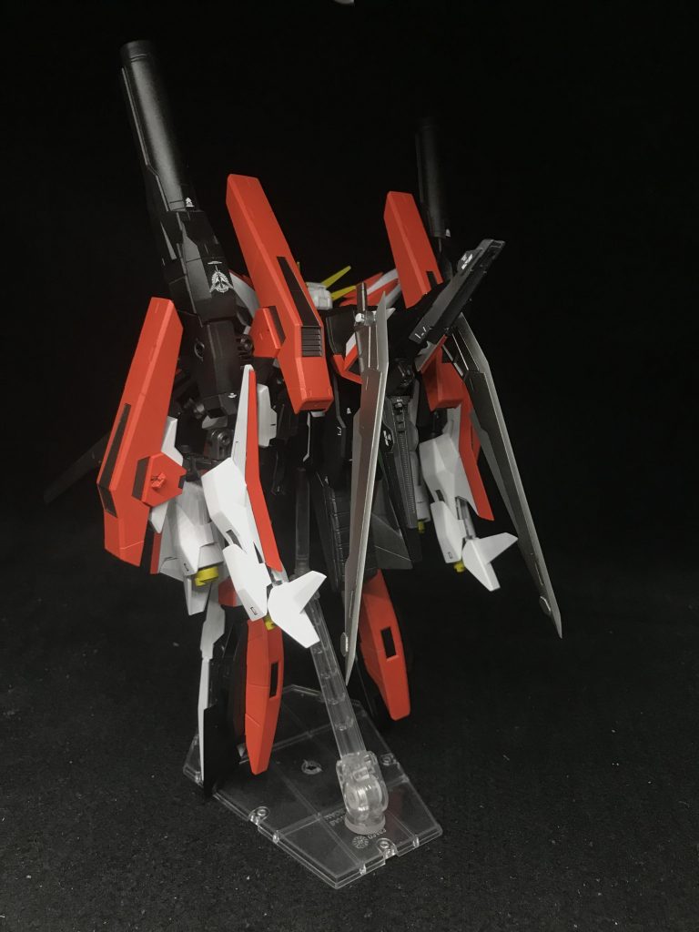 MS形態(後ろから)
最早自立は諦めてますので背面の重さは気にしてないのです