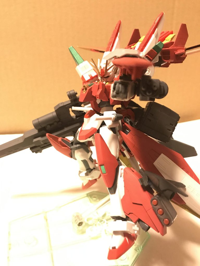 ガトリング砲
近距離中距離で使用される武器で並の装甲を簡単に貫く程の威力を持つ