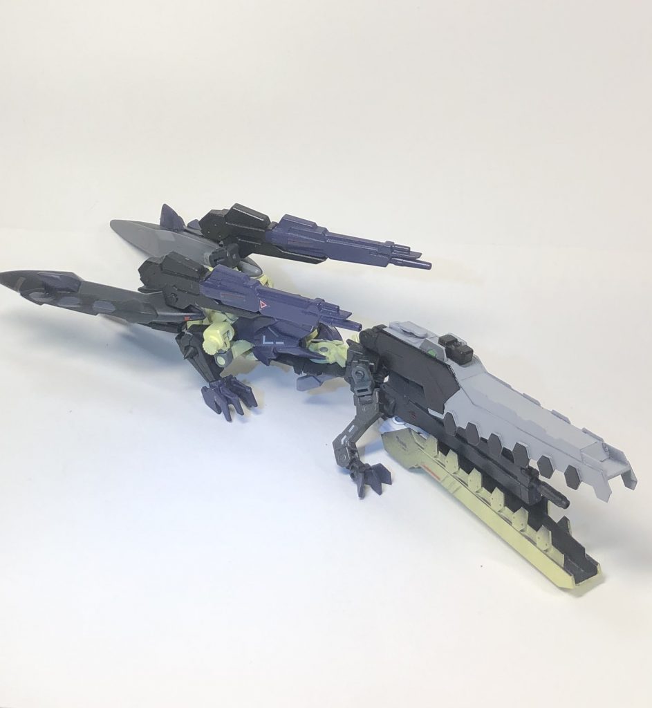 ここまで見ればわかると思いますが、こいつ、ワニになります
名前からしてなりそうではありましたが、ドライブくっ付けた自律型の砲台って割とヤバ目じゃないですか?
次は制作工程