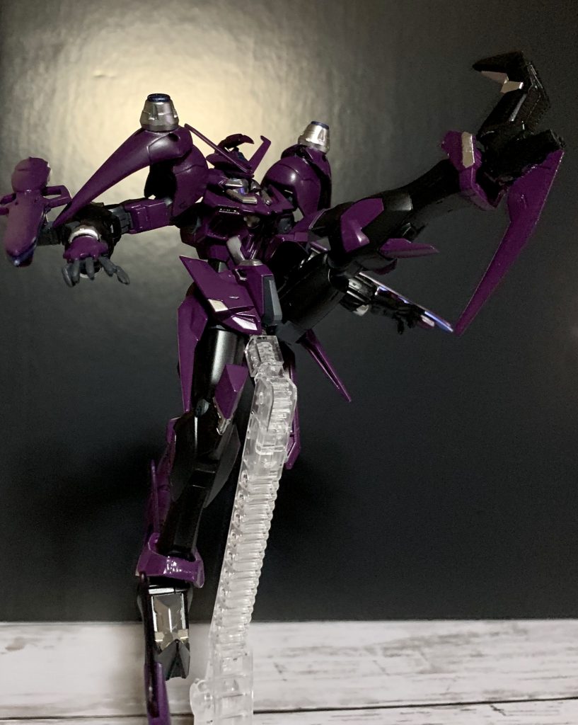 踵部分には振動波ブレードを搭載