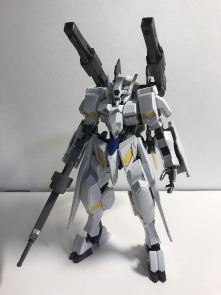 素立ち
パッと見普通のフラウロスに見えるが、遠距離特化だと思ってはならない 油断ならないやつ