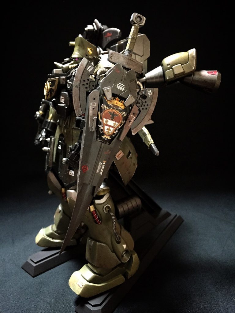 シールドのマーク部分は確かワインのコルクからだったかと…