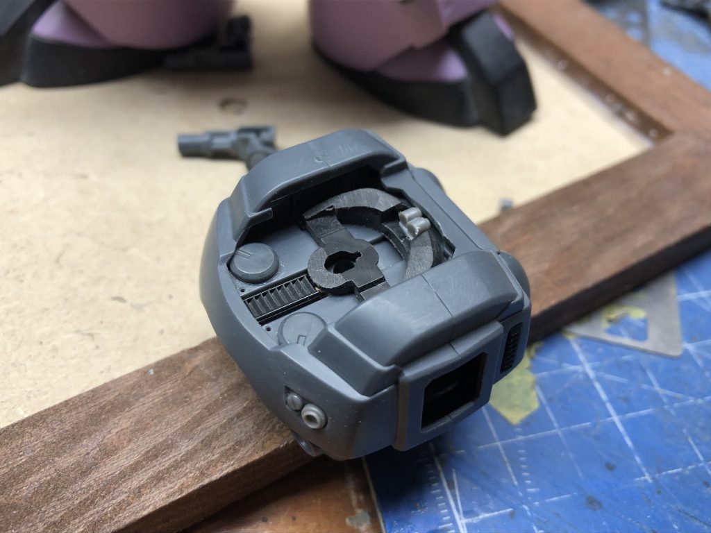 ドムちゃん–2枚目/制作者：おてつ魔る