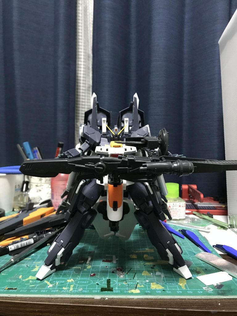 撮ってませんが EX-Sの例のポーズも出来ます