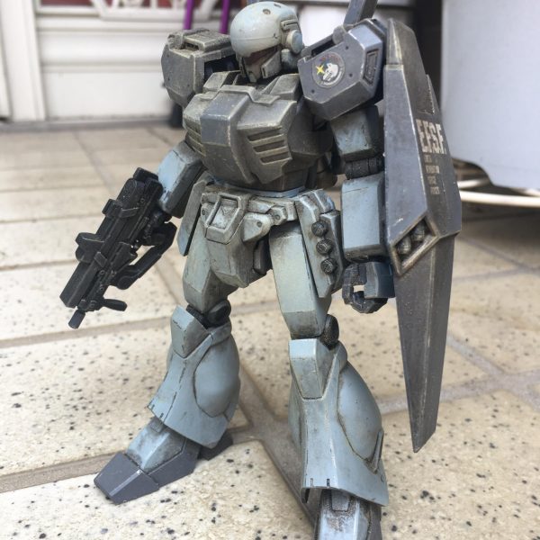 ジェガンD型・ホワイトディンゴ隊仕様