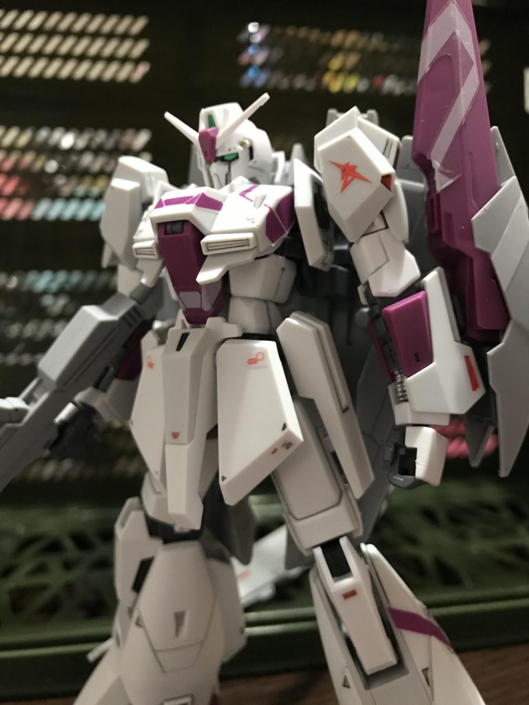 Zガンダム ３号機–7枚目/制作者：真樹京介