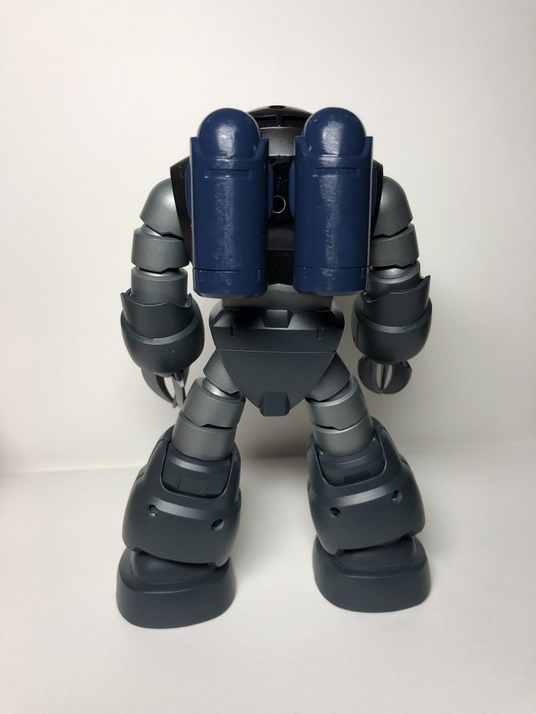 こう見ると随分頭身が違いますね。お手軽改造ですがかなり印象が変わったのでは無いでしょうか。