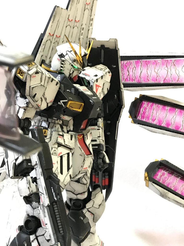 MG1/100 RX-93 νガンダム ver.KA ウェザリング–2枚目/制作者：@gyuuuutora