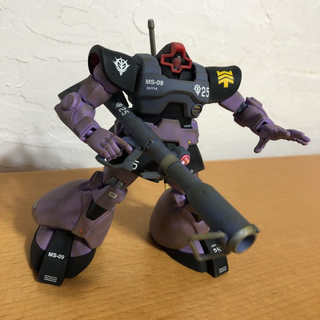 オルテガ、マッシュ落ち着いてのポージング。