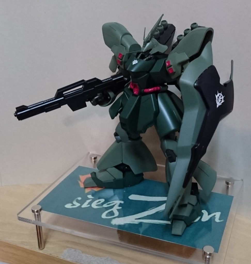 HGUC サザビー–3枚目/制作者：じゅーきち