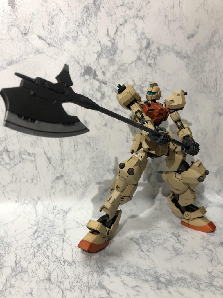 ハルバード
両手持ちも余裕ですね(^^)