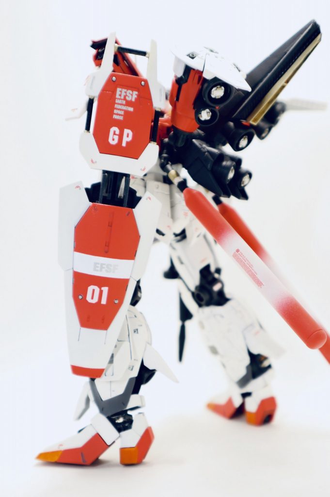 出来るだけバーニアを取り付けました。

燃料切れの不安を無くす為 プロペラントタンクを取り付けました。