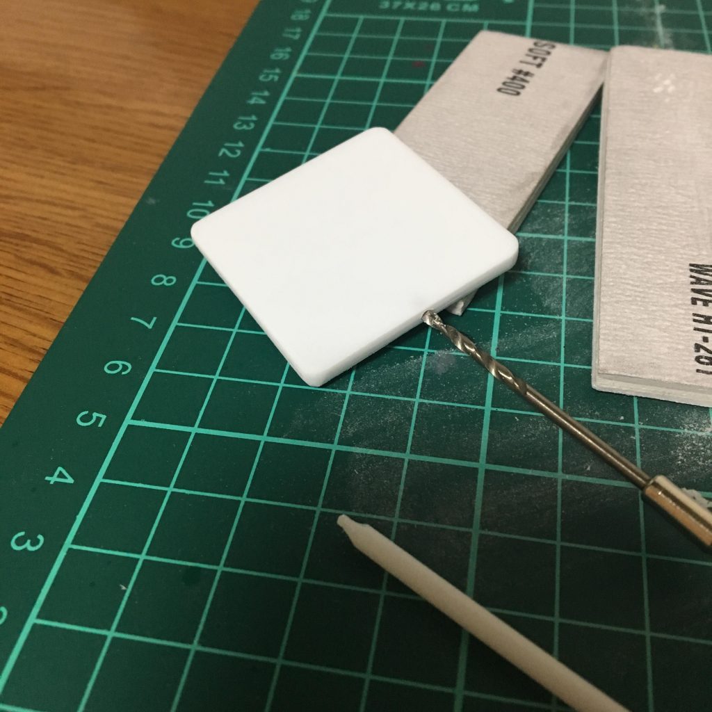 看板の武器はプラ板とプラ棒で作成