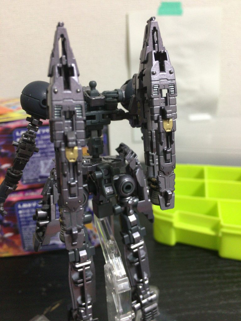 スチールボール探してみてね