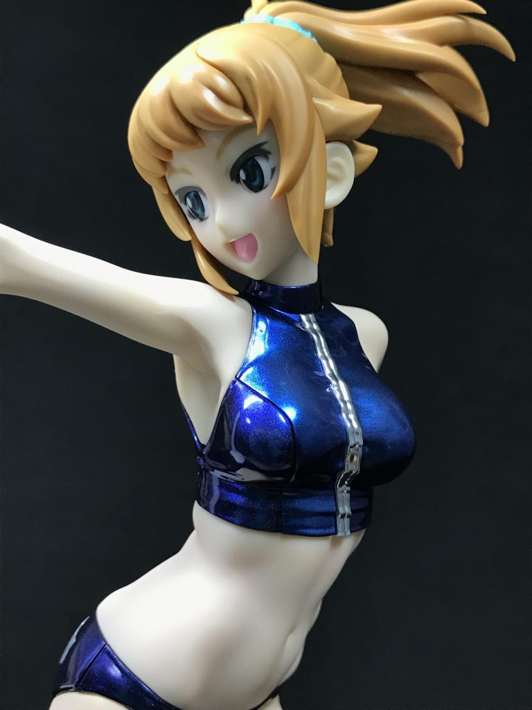 水着はガイアのプリズムカラーとクレオスのクリスタルカラーを使いました。