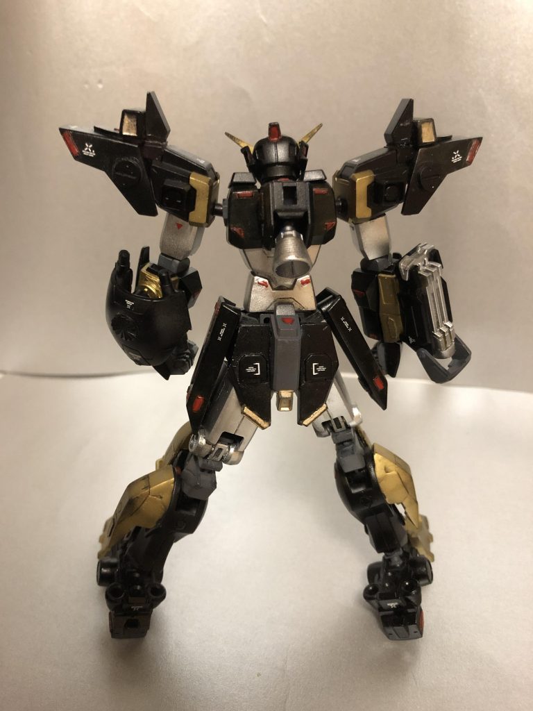 ## フライトユニットなしの背面
ストライク系のようなシンプルさ。ちなみにフライトユニットとの接続は一軸だが、ストライクにはつけられない。