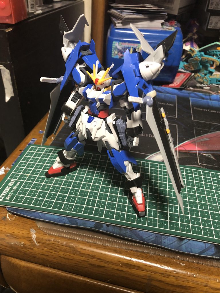 塗装前こんな感じです
これだけ見れば無塗装のままでもよかった気がしなくもないですね...