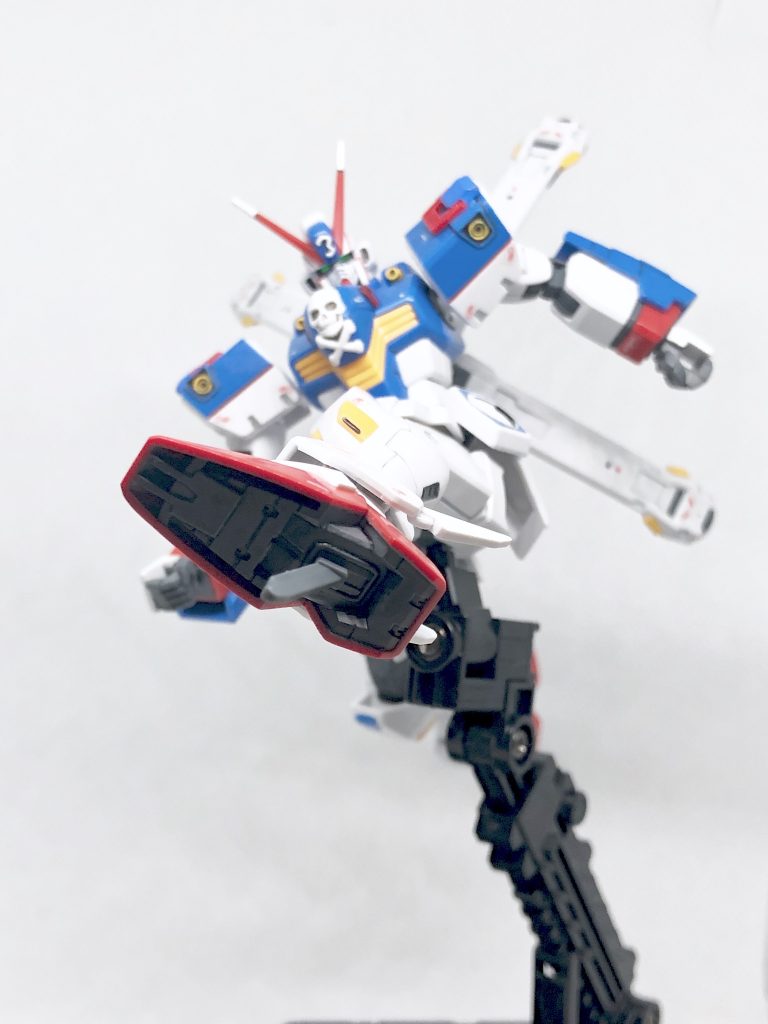 足裏ヒートダガー。足裏もRGに合わせてグレーで塗装しました。