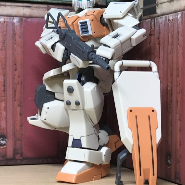 陸ジム『港巡回中』