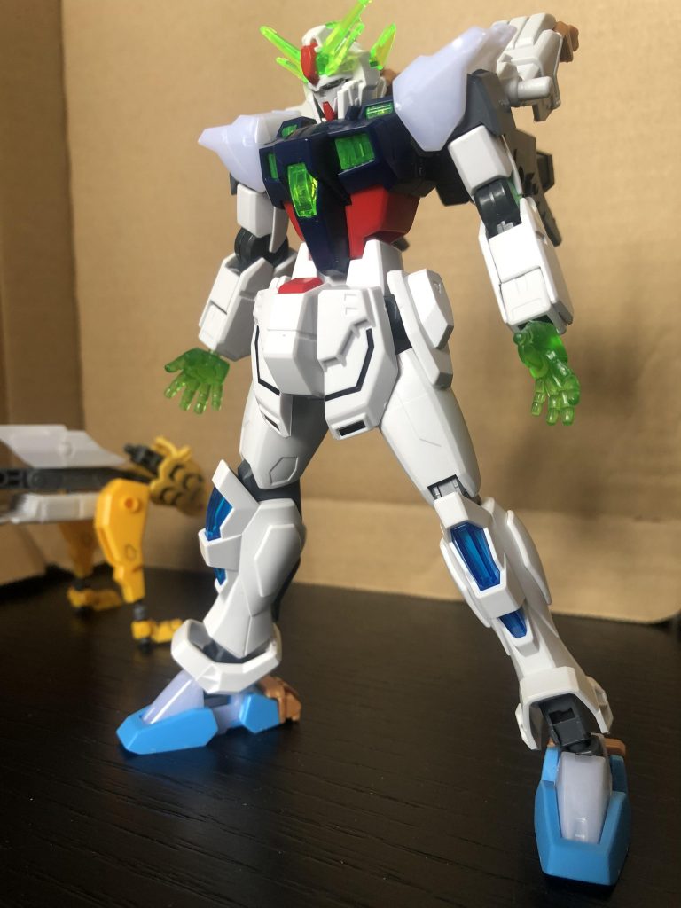 塗装前、本体。
塗装後とあんまり変わらないですね…