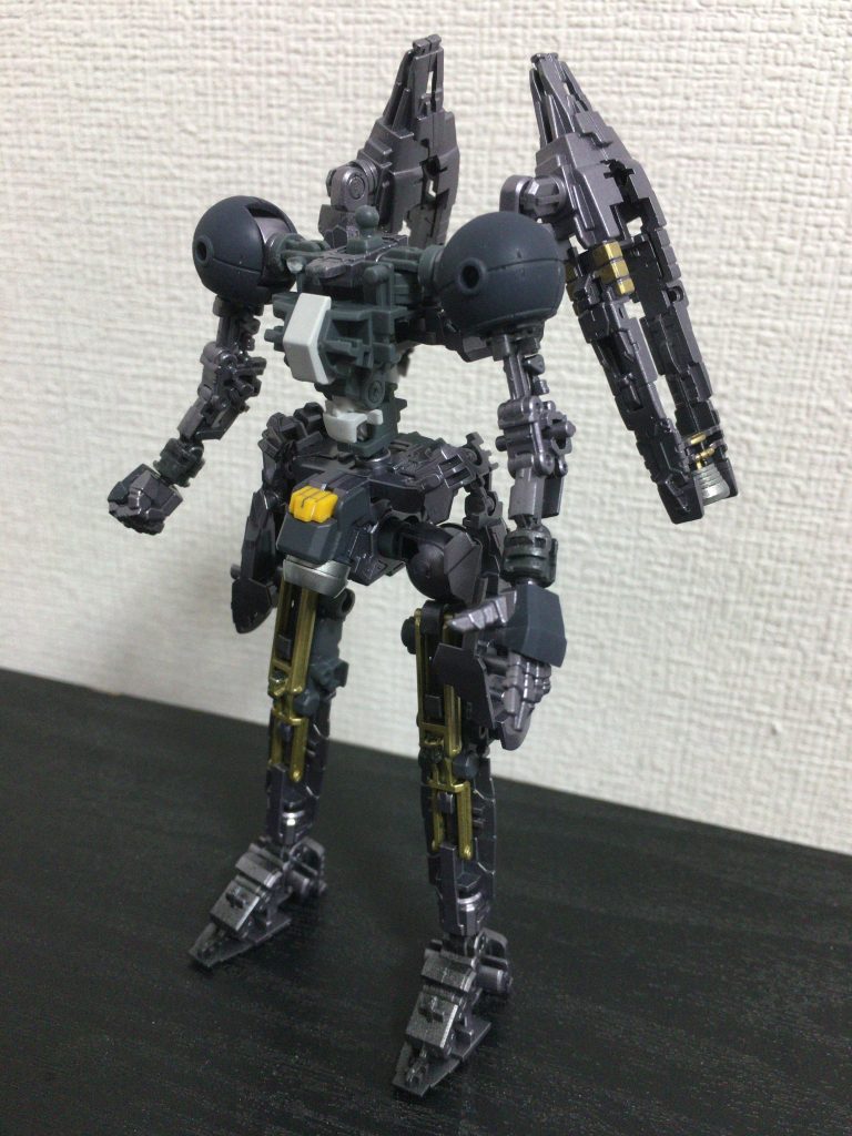 フレームの組み立て
シルバーに紫を混ぜて、クリアーでトップコート
最後に組み立ててわかったけど、これほとんど隠れる(´･ ･`)