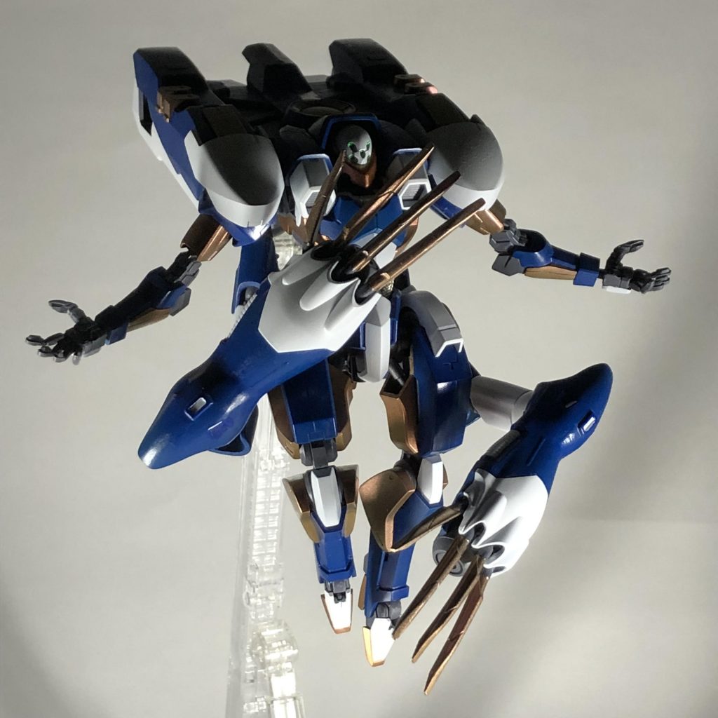 百里にハイゴッグの腕をミキシングしてます。