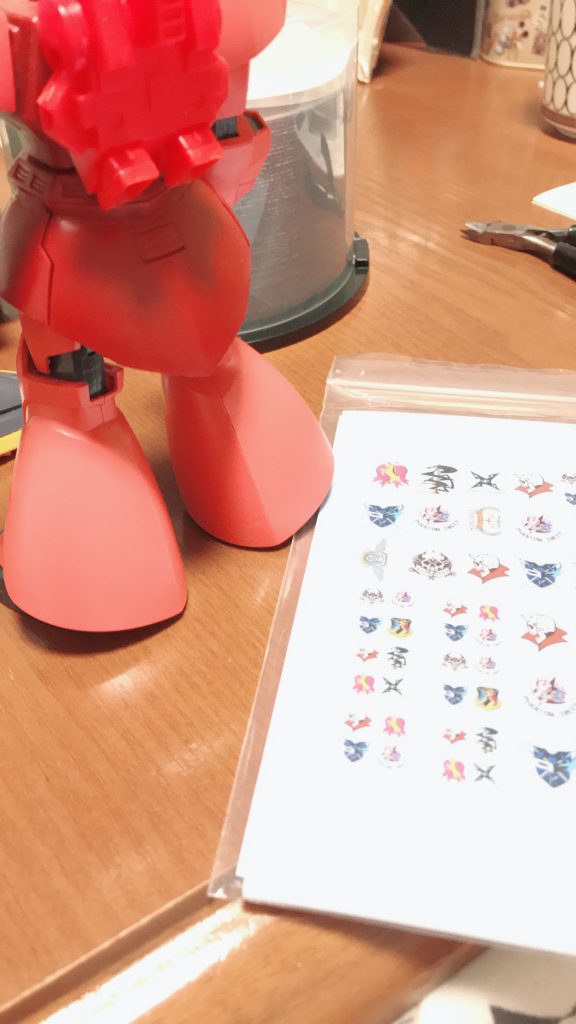 元キットと自作デカール。
