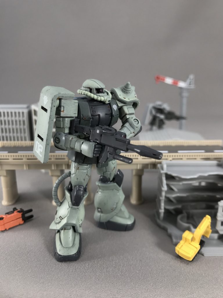 応戦しつつ散開！