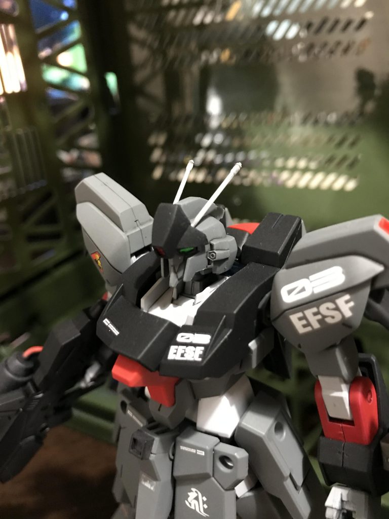 今回少し頑張ってみたのは頭✨
ライトニングガンダムをベースにジェガンのバイザー、触角で👍