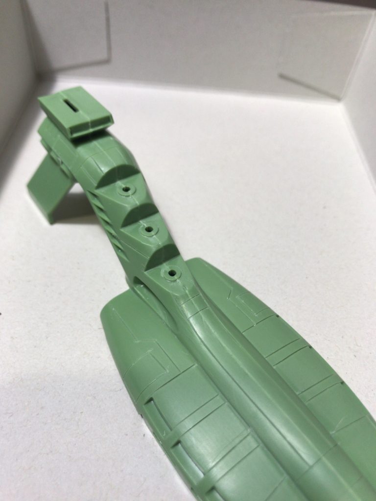 シャア専用ムサイ–5枚目/制作者：ミノフスキー