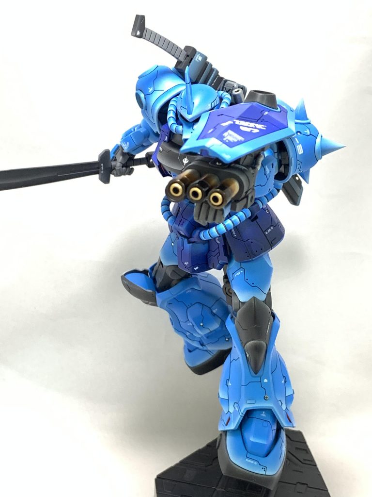 軽装状態
私はこの装備の方がすっきりしていて好きですね(*´-`)スパイクはマグネットで脱着可能🧲お魚スパイクをチョイス可能です♪( ´▽｀)