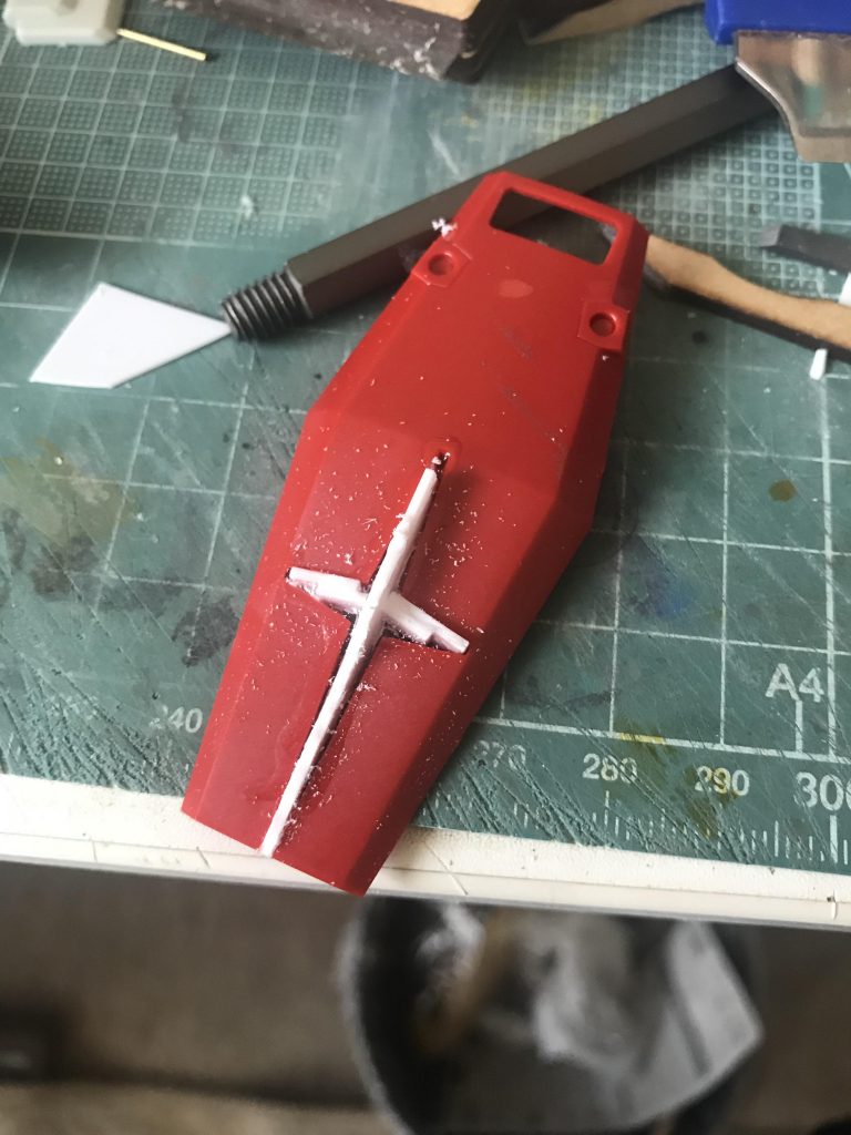 盾はプラ板にて連邦マークを埋めてます