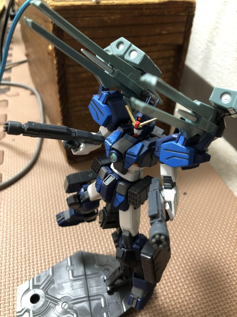 バックパックには3ミリ接続があるのでその他キットの装備を装備可能