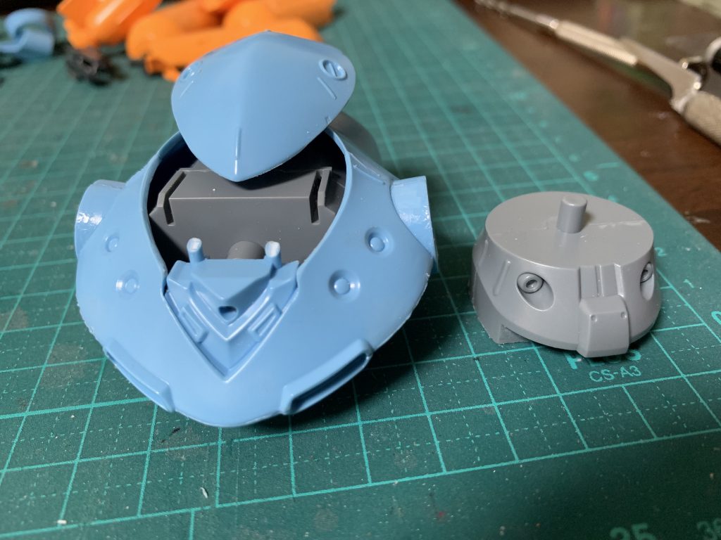 上半身はあとはめ加工しています❗️