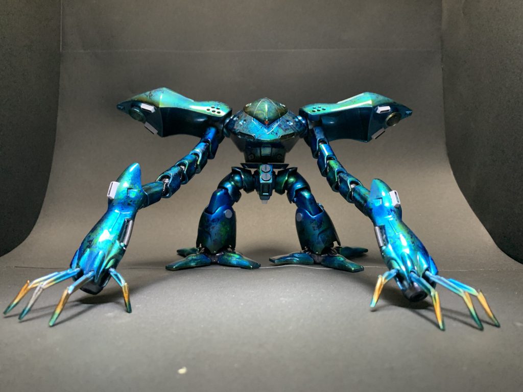 腕の関節を一節追加して迫力アップ❗️
爪の色がお気に入り❗️😆