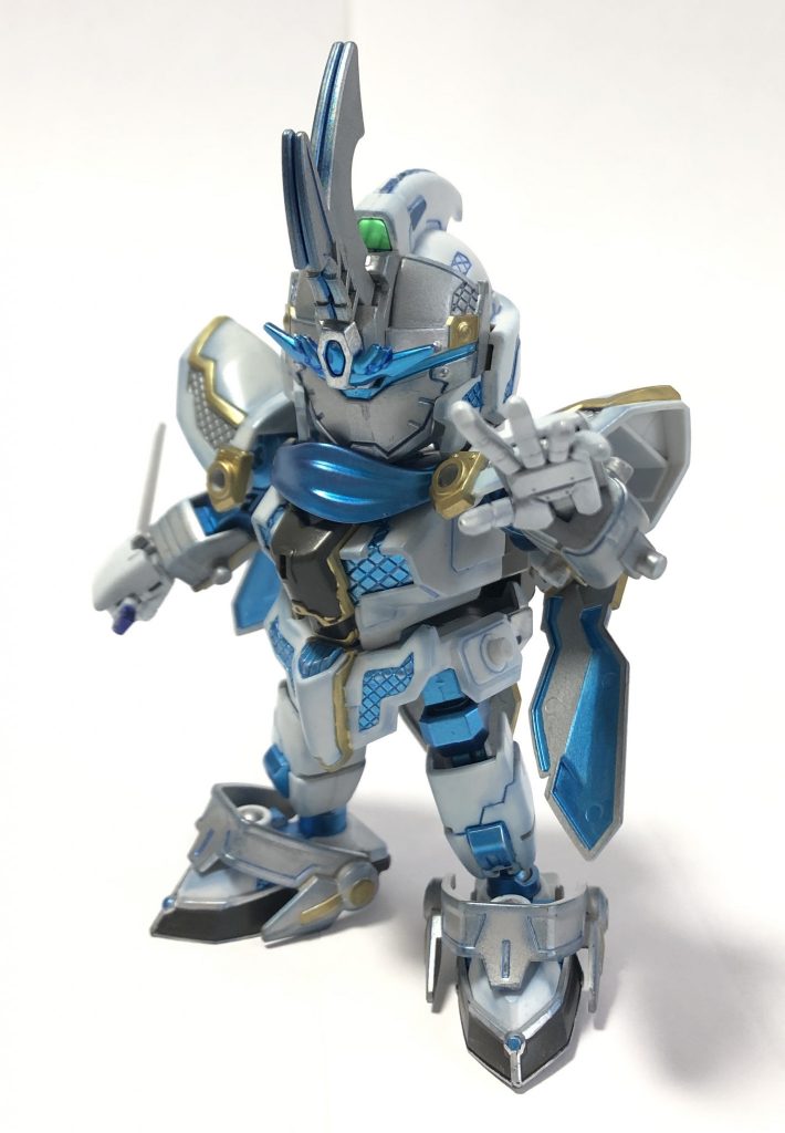 まずはカクレ形態サイコフレームやCSフレームはもちろん青くしてます手はビルドハンズ丸型に変更