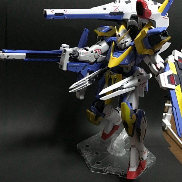 MG V2アサルトバスターガンダム