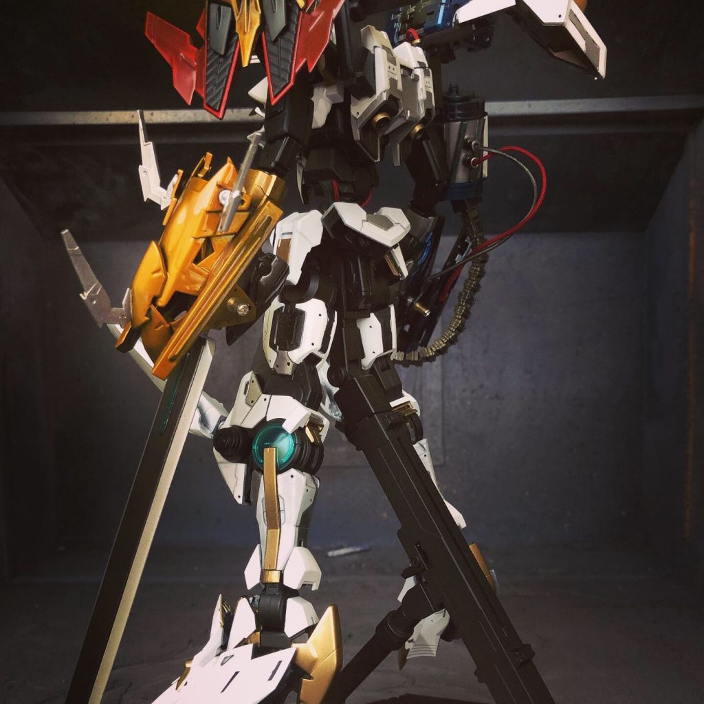 左側バックショット