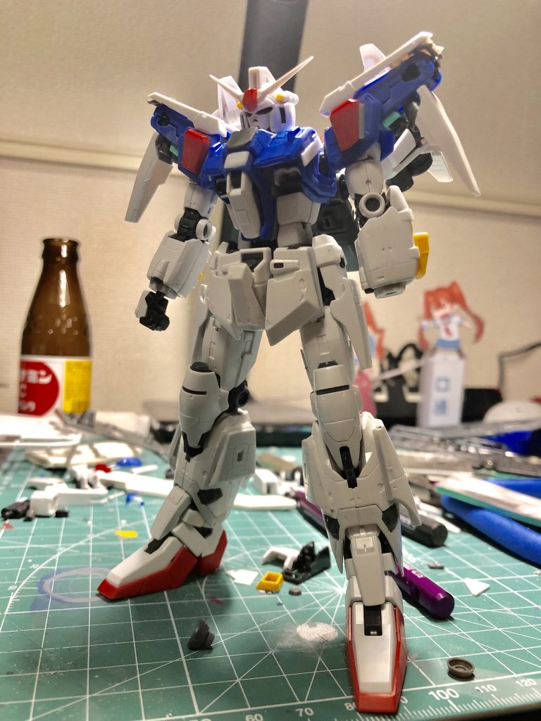 胸部と足をZに無理矢理 改造してあります 肩の1部とスタビライザーもZのを流用してます。