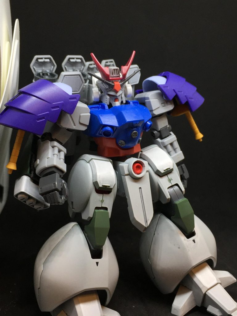 素案時、基本ポン乗せでしたが頭身バランスが悪く悩みました。