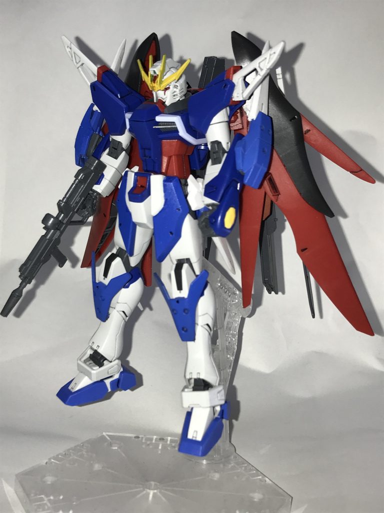 素立ちであるがバックパックが重いため、自立は不可能でした。