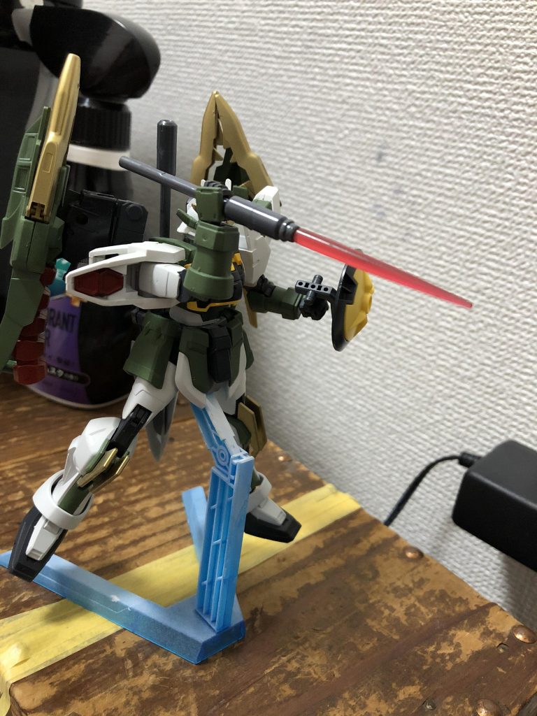 アルトロンガンダム暴風〔バオフェン〕–4枚目/制作者:哀