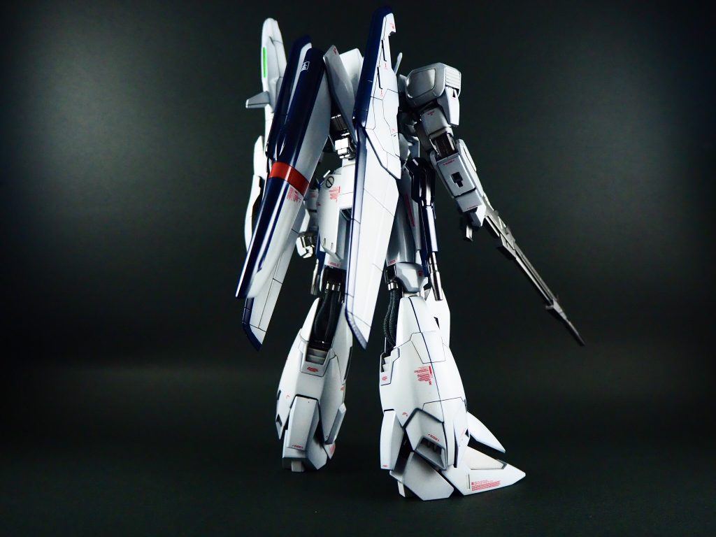 大空を駆ける–3枚目/制作者：ヤマクロス