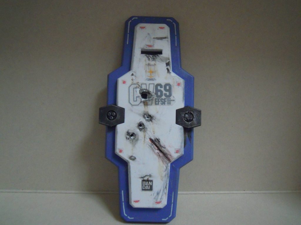 全体像。全体に銀色で塗装のハゲを表現してます。