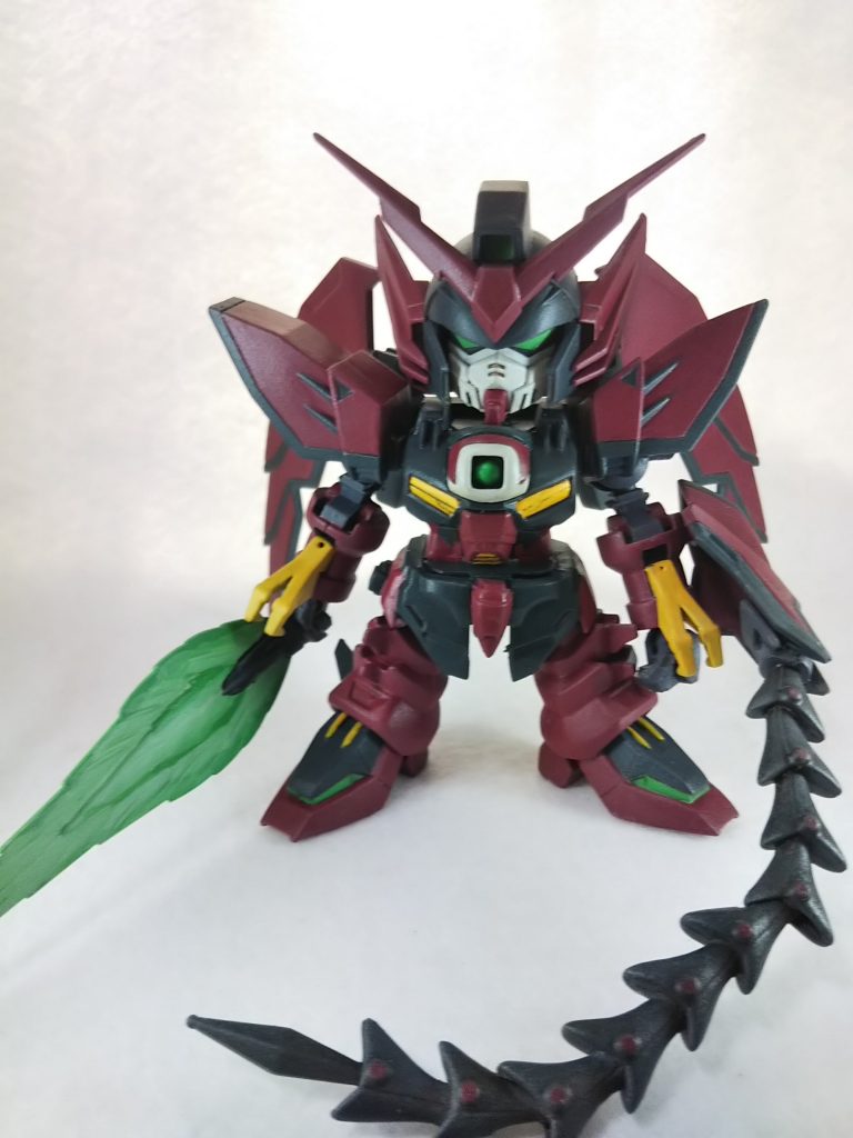 顔、フレーム  SDCSフリーダム
頭部、腰、脛  SDエピオン
他          1/144エピオン