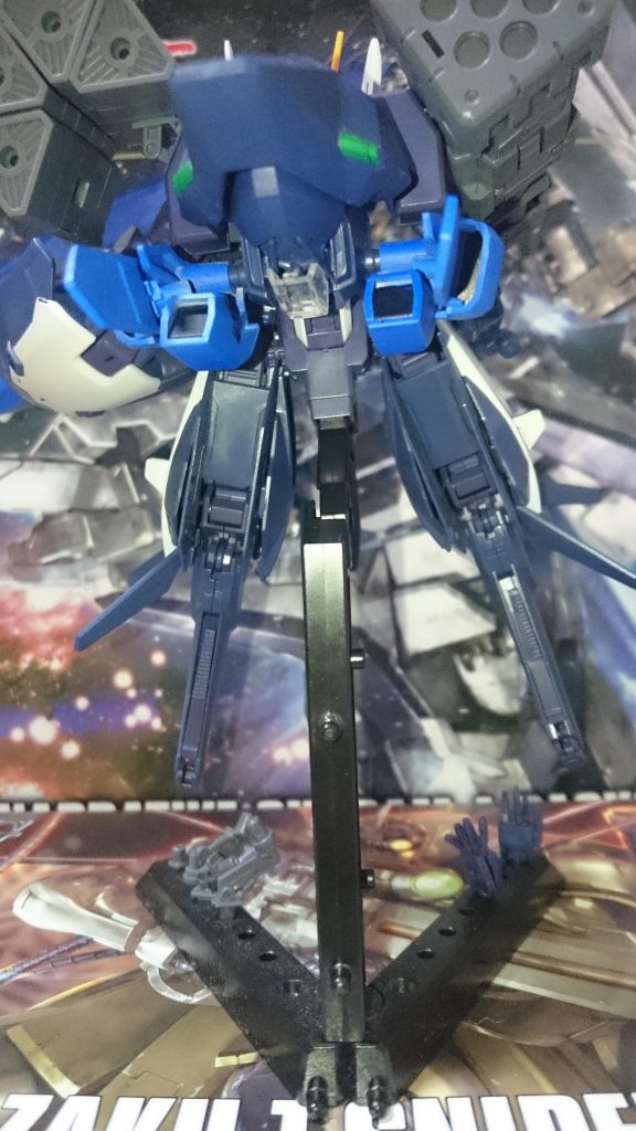 背部はデルタプラスから可変機っぽいパーツをパクって来ました！