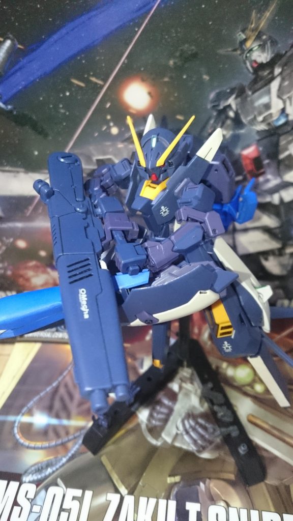 ビームサーベルも追加して近接格闘も出来るように！