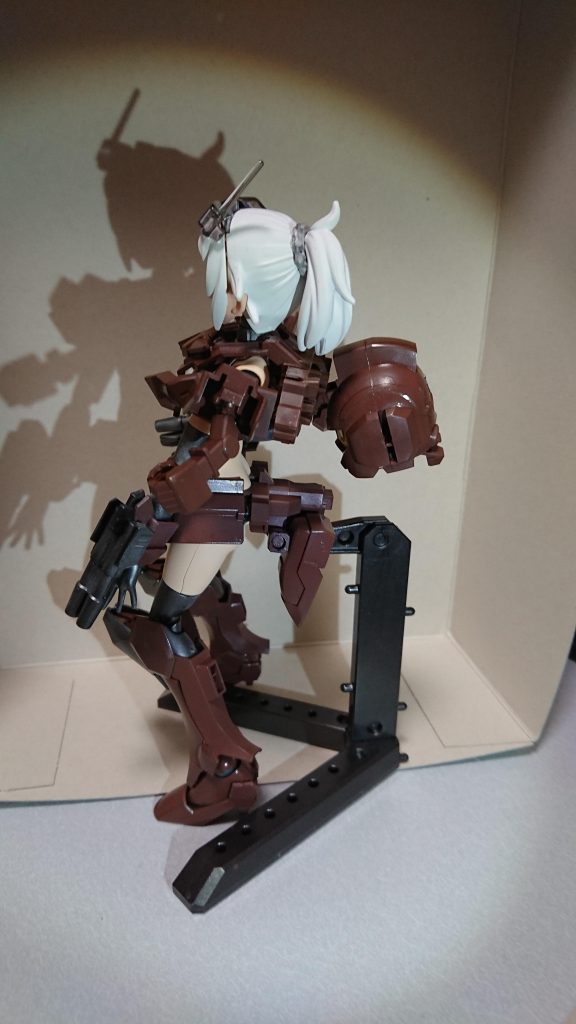 最後にこちらから。
一部、トップコート吹きすぎて色が白になってた…(。-ω-)