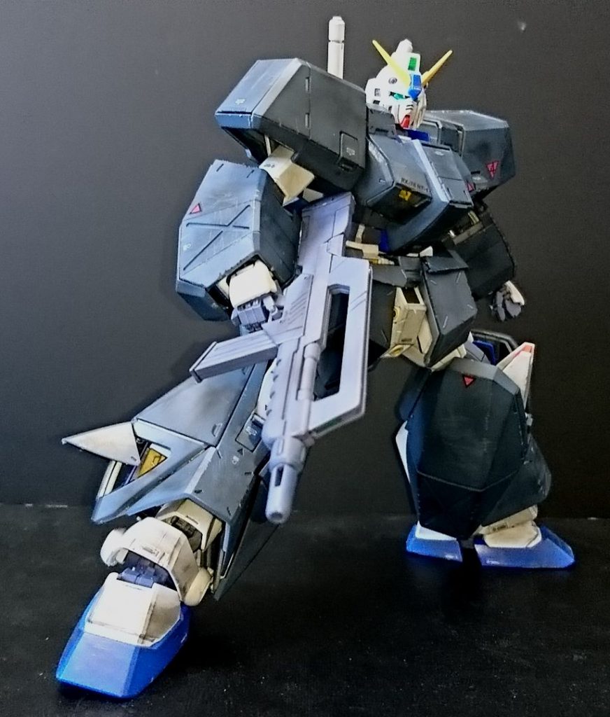 ハッチ部分は念入りにウェザリングを施しました。