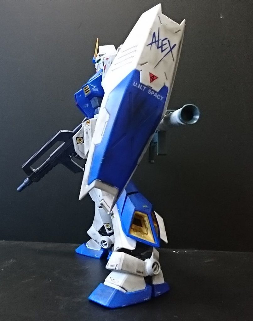 シールド部は特に念入りにチッピング処理を行っています。